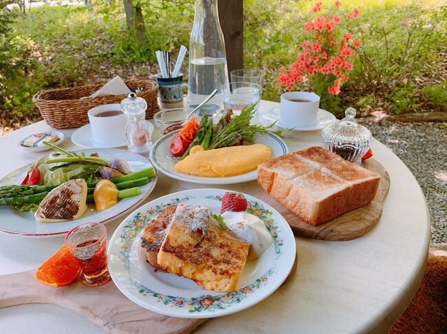 5月11日(水)<br />朝食：レストランVizブリュノー家の食卓<br />昼食：前日買った浅野屋のパン<br />佐久にあるベーカリーテテでパンを購入<br />小諸にあるAKホースガーデンで乗馬体験<br />カフェ：カフェふぅ(御代田)<br />夕食：ベーカリーテテのパン、ツルヤのサラダ、浅野屋のビーフシチュー