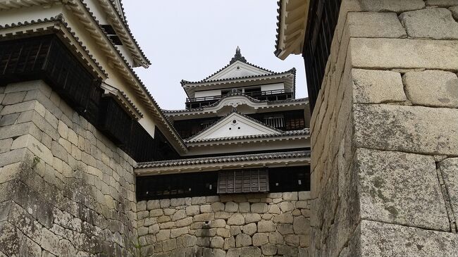 内子に宿泊してしから松山に向かいました