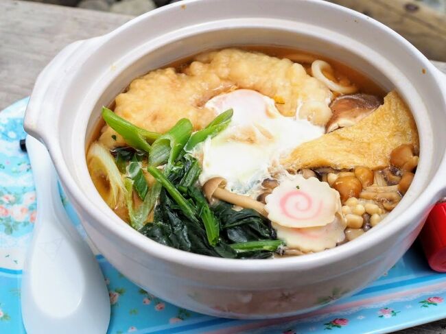 鍋割山で鍋焼きうどんを食べてきた。