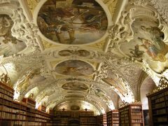 第2弾 中欧3ヶ国9日間の旅 【３】プラハ市内観光 (後半)　ストラホフ修道院から旧市街へ