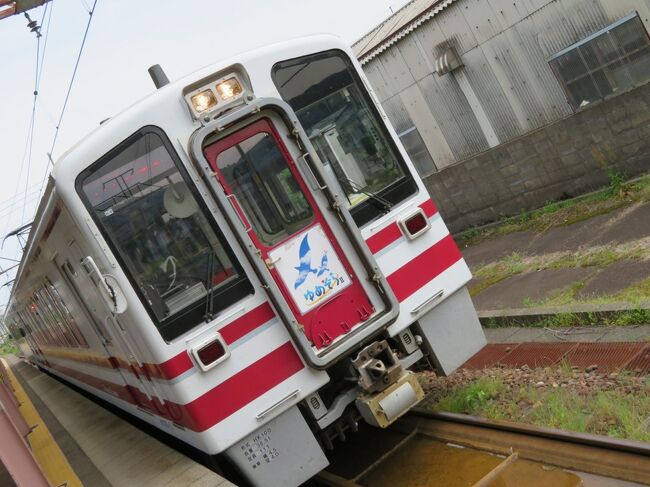 スイーツ列車とかＳＬとか（６）妙高市新井駅前で六十朝市。えちごトキめき鉄道＆ほくほく線で越後湯沢へ