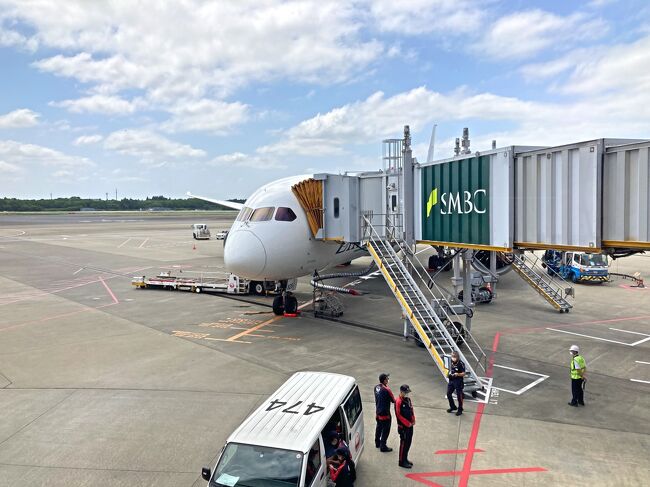 今日の旅行記は1年11ヶ月30日振りの海外でございます！<br />新しい航空会社に新しい目的地。ついにこの旅行記も北米進出です。<br />今回は今話題になっているZIP AIR Tokyoのレビューをして行きます。最後までお付き合い頂けると幸いです。