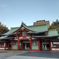 赤坂の都会の神社