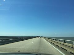 ルイジアナ州　38.42ｋｍもある橋のレイク ポンチャートレイン コーズウェイは世界最長
