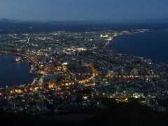 新緑の季節に函館観光の旅（１）  函館山より百万ドルの夜景を仰ぐ