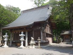 忍野八海。その３．浅間神社にお参り。立派な社のあるお宮です。