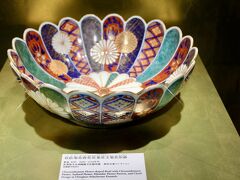 『九州陶磁文化館』でまさに芸術品・有田磁器を鑑賞【博多発焼き物の郷を訪ねる旅・4日目〈後編〉】そして♪『エルヴィス』も