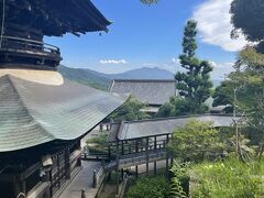 初夏の風物詩　あじさいスポット「雨引観音」