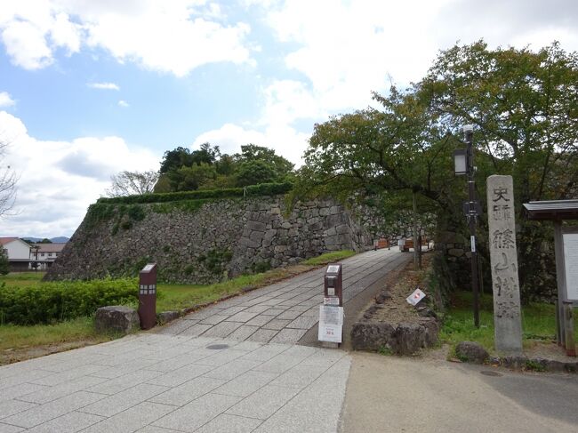 電車と路線バスで篠山城に行ってきました。