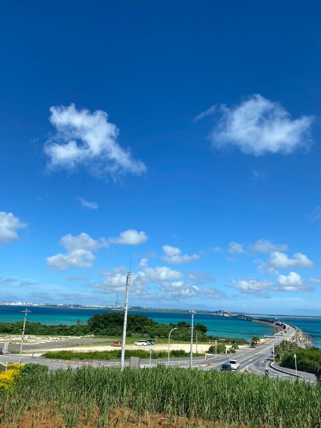 【夫婦2人の宮古旅。その①】<br />沖縄地方の梅雨明けを狙って6/29～7/2までの3泊4日で行ってきました。<br />ホテルはトリフィート宮古島<br />一番の目的は&quot;ウミガメ&quot;を見ること。<br /><br />途中スコールがあったものの<br />ほぼ、お天気にも恵まれ<br />ウミガメにも会えて<br />3泊4日　最高の宮古旅でした。<br />