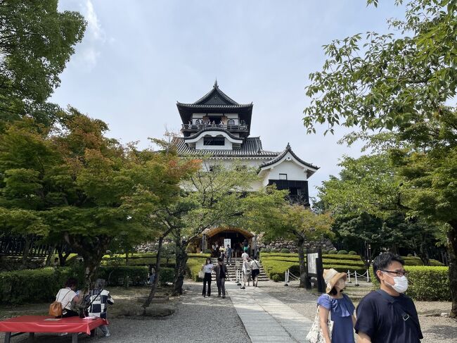 今回は犬山城と城下町です<br />入場料や場内の様子、城下町にある町屋で柏屋についてのお話です<br />動画も3〜4分以内にまとめています<br />https://youtu.be/qsfrvRtQILU