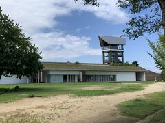 ひょうごさんぽ　　博物館は楽しい♪♪　播磨の兵庫県立考古博物館・緑の公園のなかの大中遺跡へ。