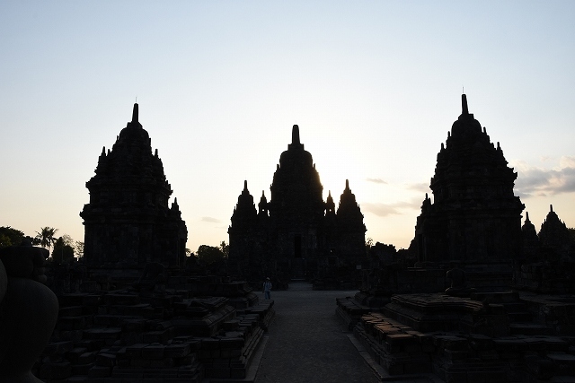 2015年インドネシア旅行記　第12回　がれきの中にそびえるプラン・バナンのセウ寺院を見学