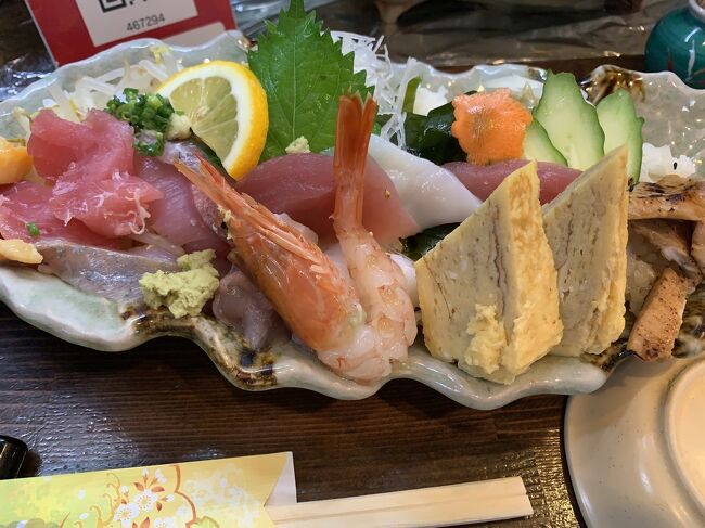 今日も、外食だったから、この間　店の前まで行ったものの、臨時休業していた、　みどり寿司に行った。