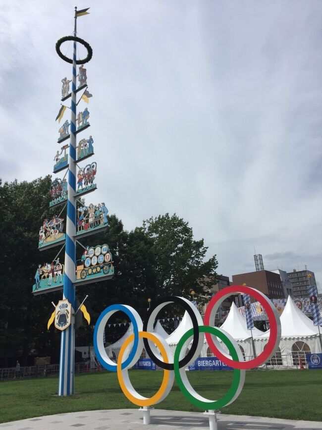 札幌市内観光の1泊2日。<br />1泊2日でほぼ街歩き。<br />真夏の日差しはあったものの<br />梅雨がない北海道。ベタベタ感なし。<br /><br />1日目 羊ヶ丘展望台 <br /> 藻岩山<br /> 2日目 大通公園<br /> 札幌市時計台<br /> 北海道神宮 <br /> 千歳アウトレットモール レラ