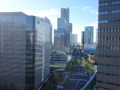 横浜のホテルは「新高島」の駅近く。新しいホテルです。