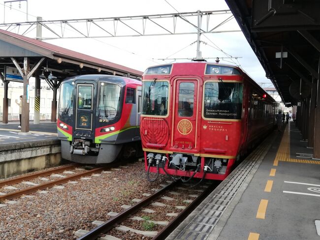 琴平駅に到着すると、食事の片付け等でこの旅メインである四国まんなか千年ものがたりが停車していました。<br /><br />乗る前にもう逢っちゃったよ～～。しかし乗ってしまうと、見送ることが出来ませんので出発まで待ち、四国まんなか千年ものがたりを見送ります。