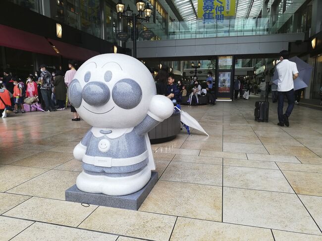 突然の仙台旅行。この日は何もすることが無かったので映画でもみて時間つぶし。トップガン、マーベリック、面白かった。<br />そして翌日、この日も何もすることが無く時間があり余っていたので、常磐線の特急ひたちで帰ることにします。