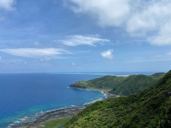 久米島、有名なのは、「はての浜」、でも上陸すると「はての浜」の全景が見えない。天気が良いと、影も無いので焼かれて暑い。と言うわけで、上陸なしです。