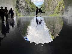 女ふたりバスでのんびり清津峡