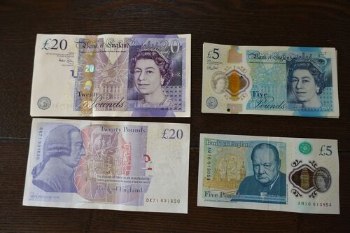 緊急！】紙製のイギリスポンド紙幣は、紙屑になる前に両替を！（両替の