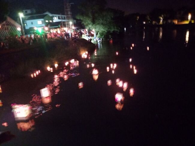 お盆に静岡県の県民割(今こそ しずおか 元気旅)を利用して、松崎に3泊してきました。<br />なまこ壁の建物が並ぶ街並みを散策したり、石部の棚田や伊豆の長八美術館等の観光、夏祭りの花火大会や灯篭流しを見たり、海水浴・プール等、松崎を満喫してきました。