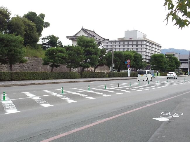 京都嵐山から滋賀近江八幡へ<br /><br />今日午前中までは家族と京都の旅でしたが、午後からは滋賀へ一人旅です。<br />近江八幡で２泊して新幹線で帰ります。<br />嵐山からは京福電気鉄道で四条大宮へそこから徒歩で地下鉄二条城前へ、二条城前から地下鉄+京阪電車で京阪山科駅へ、JR山科駅からJRで近江八幡へ向かいます。