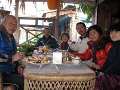 家族6人ネパール旅　５　 ポカラ