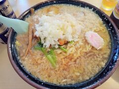 新潟グルメ☆背脂ギッタギタなのにそれを感じさせない燕三条背脂ラーメン！！！