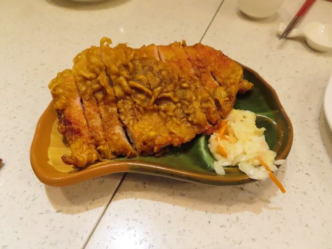 高雄グルメ記(紅陶上海湯包/根津食堂/日本食/牛老大牛肉館) 2022/09/21-09/30<br /><br />・紅陶上海湯包で飲茶の昼食 高雄 2022/09/21<br />・根津食堂 高雄 2022/09/24<br />・今日の夕食は日本食 高雄 2022/09/26<br />・牛老大牛肉館 高雄 2022/09/30