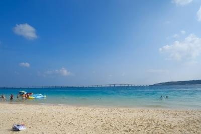 ずっと行ってみたかった宮古島。いつか行きたい場所をたくさんリストアップしていたけど中々機会がなく4-5年越しに夢がかなって訪れることができました!!沖縄がどうも苦手のようでなかなか行くと行ってくれなかった夫も感動していた、今までで1番の最高の旅になった宮古島の旅行記をつづりたいと思います。