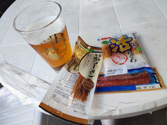 戸塚駅からバスに乗って、横浜ベイブルーイングのクラフトビールを楽しみました。この工場で飲むことができるビール、工場の増改築（？）機器増設（？）生産増強（？）の影響で、最後の開催になるようです。<br />これまでに何回か行ったことがありますが、これで最後みたいです。<br /><br />おいしいクラフトビールを戸塚工場で堪能しました。これからの横浜ベイブルーイングに期待しております。