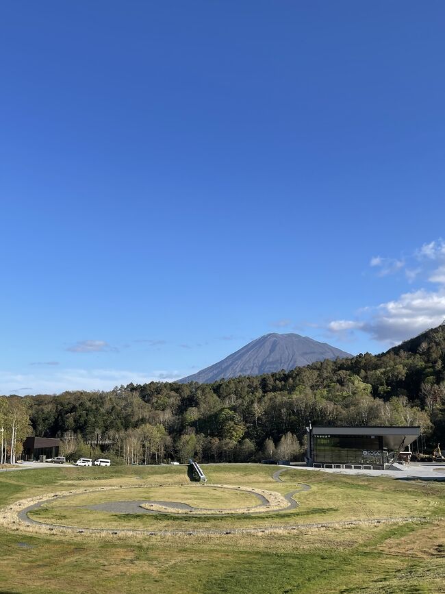 半年前から予約していた、久々の秋の北海道。<br />期せずして、全国旅行支援の初日にあたりましたが、<br />前日まで対象になるのかならないのかわからなそうな雰囲気。<br />ホテルへ問い合わせても「未定です」としか答えられなさそうなので、<br />現地でダメ元突撃コース（対象外でも仕方ないと諦める）にしました。<br /><br />時事ネタ？ということで、春の北海道の旅行記がまだ残ってますが^^;<br />それを中断して、秋の北海道の旅行記を^^;