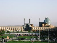 イランへの小さな旅２　イスファハン