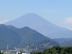 JR松田駅から西平畑公園駐車場まで見える富士山（神奈川県松田町）
