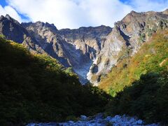 紅葉の谷川を歩く・マチガ沢・一ノ倉沢・幽ノ沢・おまけに伊賀野の花畑！