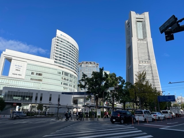 職場のある横浜にお泊まりな旅とも言えぬお出かけ。