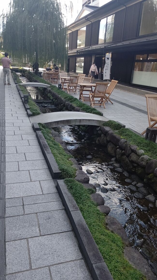 山形駅周辺をぶらぶらしていたら、楽しいスポットがたくさんあったので、レポートしたいと思います~!<br /><br />おいしそうな【おみやげ編】は、別の旅行記でレポートしたいと思います~