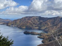 奥日光 紅葉最終週　社山から八丁出島を望む