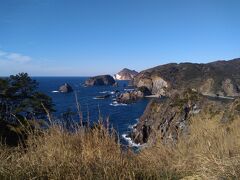 冬晴れの伊豆の山と海（吉田海岸～奥石廊～黄金崎～仁科峠）