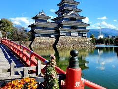 威風堂々、松本城と城下町を悠々めぐる秋旅