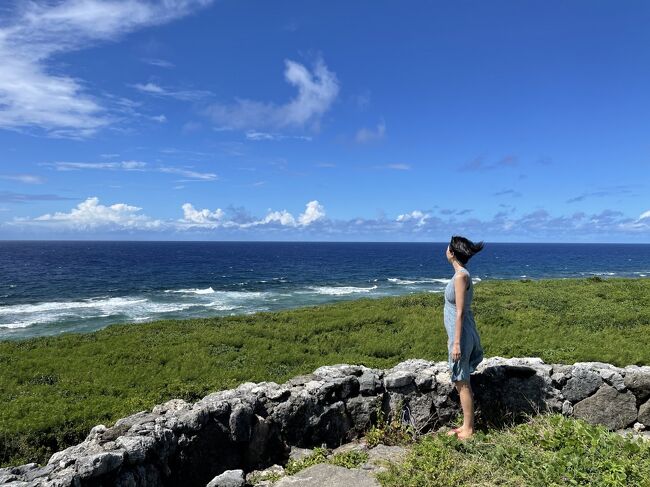 今年の夏休みは、お盆休みに合わせて休暇をとり、波照間と黒島へ行ってきました。<br />出発から、台風にソワソワする波乱の展開から始まりましたが、全日好天に恵まれ、最高の夏を満喫しました。