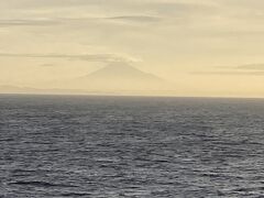 北海道東北名古屋を船でつなぐ東日本周遊いよいよ名古屋港です。