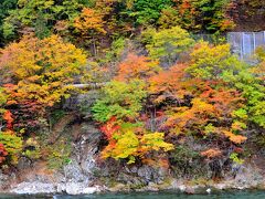  晩秋紅葉を求めて・せせらぎ街道から益田街道へ