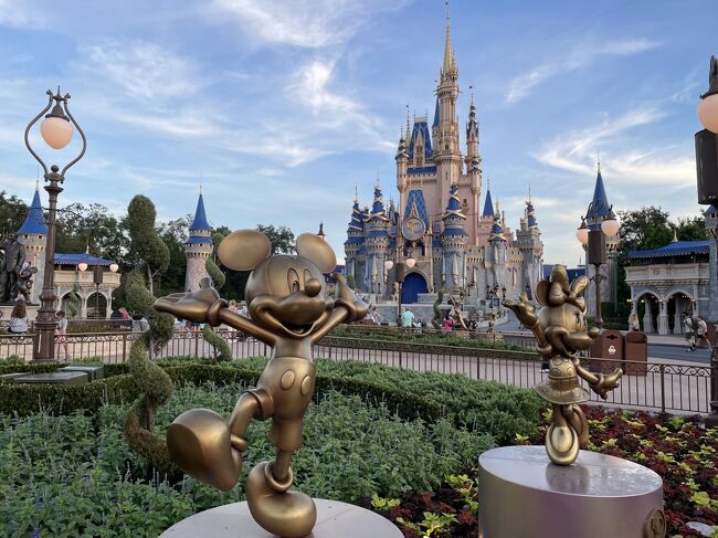 お買得 ディズニーピンバッジ 2022入園限定 アメリカdisney asakusa.sub.jp