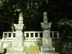 鎌倉妙本寺の墓地（鎌倉市大町1）