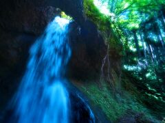 サライ・日本穴場紀行注目「男鹿大滝」。百花繚乱紫陽花寺雲昌寺と男鹿温泉つばき 夏巡り。