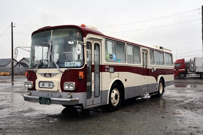 鉄仲間で士別軌道のモノコックバスを貸切運転することになり、久しぶりに北海道へ出かけることになりました。<br /><br />行くなら引退の近いキハ183系を撮影しつつ、このところご無沙汰だった新千歳空港でのスポッティングもしたいし、廃線が決まった留萌本線にも乗っておきたいと言うことで3泊4日で行ってくることにしました。<br /><br />最終日はいよいよモノコックバスに乗車します。