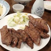 一時帰国中の仙台･松島 １日目 仙台市内:海鮮丼+牛タン定食