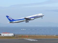 朝のセントレアにて飛行機見学